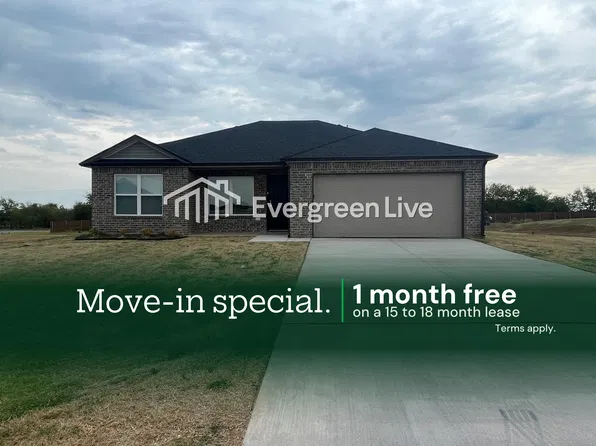 9839 Poppy Dr, Shawnee, OK 74804
