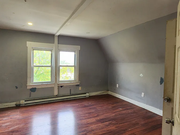 723 Bergen St #3R — Photo 2