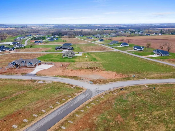 Lookout Ln #84, Hortonville, WI 54944