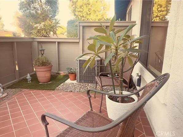 1302 N Mako Ln #2, Anaheim, CA 92801