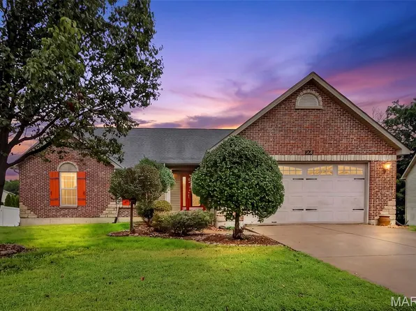 127 Quail Creek Dr, Wright City, MO 63390