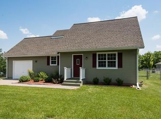 1151 N Franklin St, Auburn, KS 66402