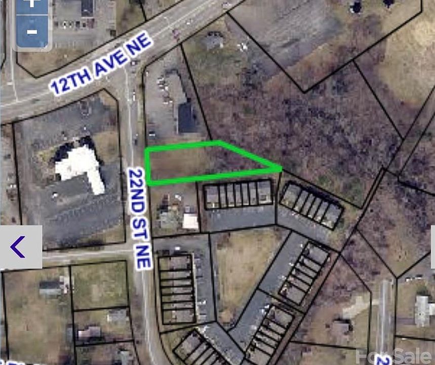 2nd image of 1120 22nd St NE