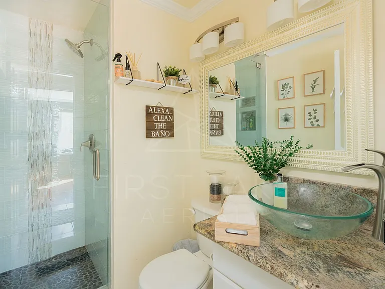 4325 Mendocino Ln — Photo 8