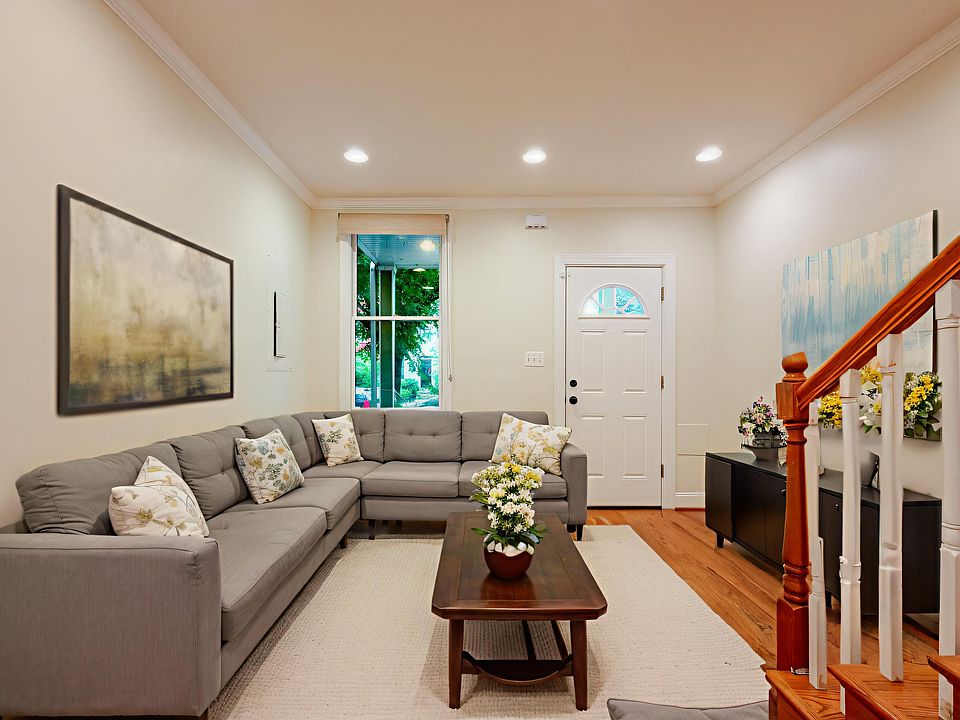 1st image of 1524 Constitution Ave NE