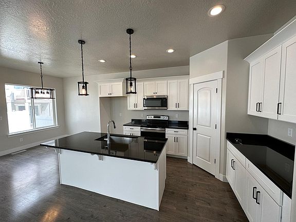 2nd image of 1738 W Terra Vista Dr