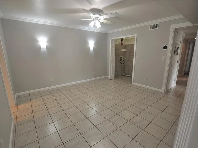 6851 Roswell Rd #D10 — Photo 12