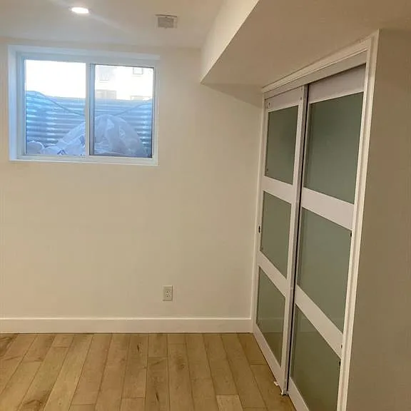 631 Holburn St #LOWER — Photo 7