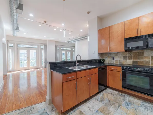 1901 Post Oak Blvd, Houston, TX