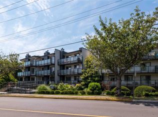 1241 Fairfield Rd #108, Victoria, BC V8V3B3