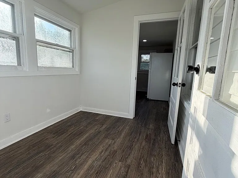 517 Bentley Ave #C — Photo 2