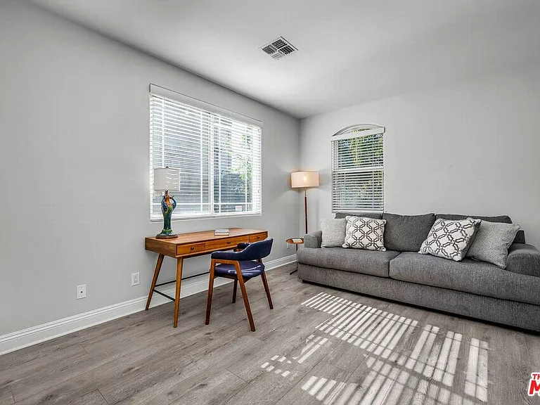 928 Harbor Crossing Ln — Photo 37