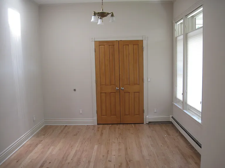2146 Glenarm Pl — Photo 6