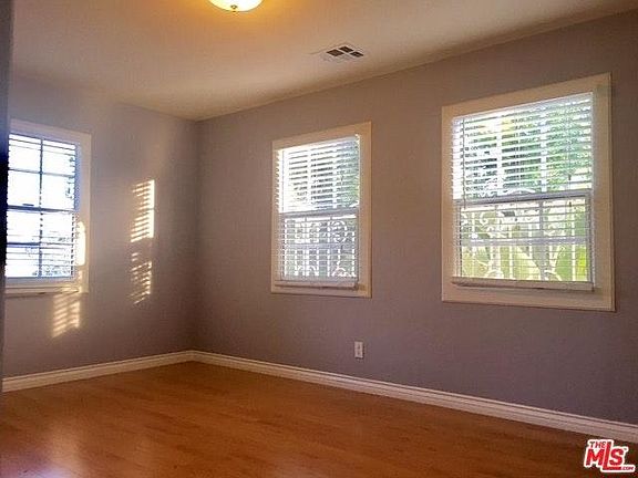 3rd image of 2036 Rangeview Dr