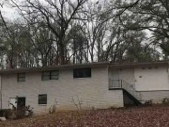2210 Rhinehill Rd SE, Atlanta, GA 30315
