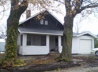 208 W Hackett, Carlisle, IN