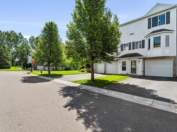 4961 Emmit Dr Unit 4, Hugo, MN 55038