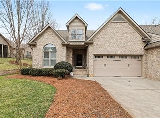 5505 Seven Gates Dr, Greensboro, NC 27410