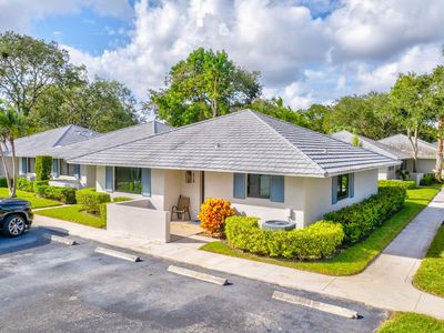 212 Club Drive, Palm Beach Gardens, FL, 33418
