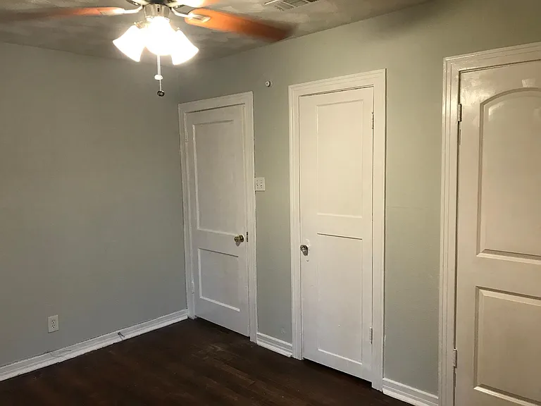 4707 March Ave — Photo 3