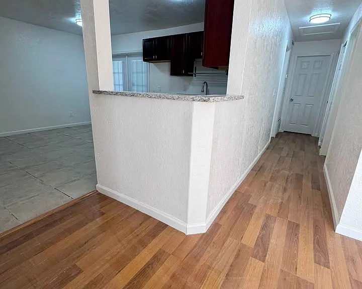 1125 Emerald Dr — Photo 8