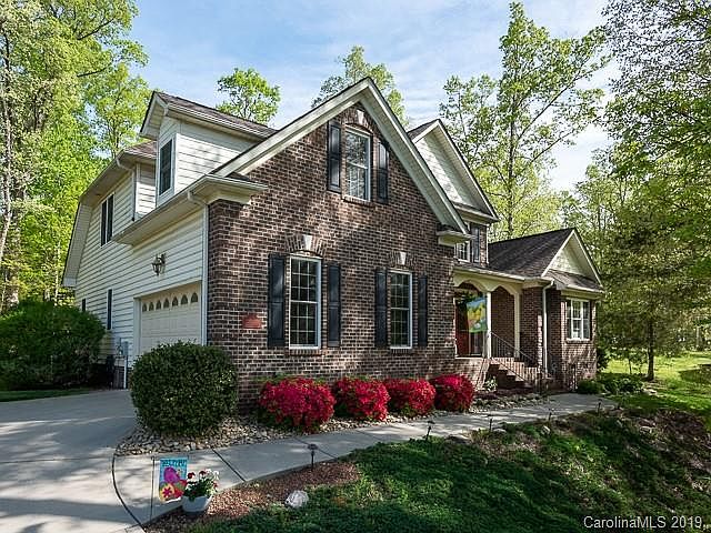 1st image of 5747 Tipperary Dr