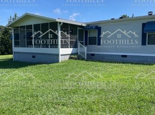 1381 1st Ave, Starr, SC 29684