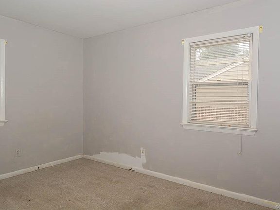 5th image of 105 Copeland Ln