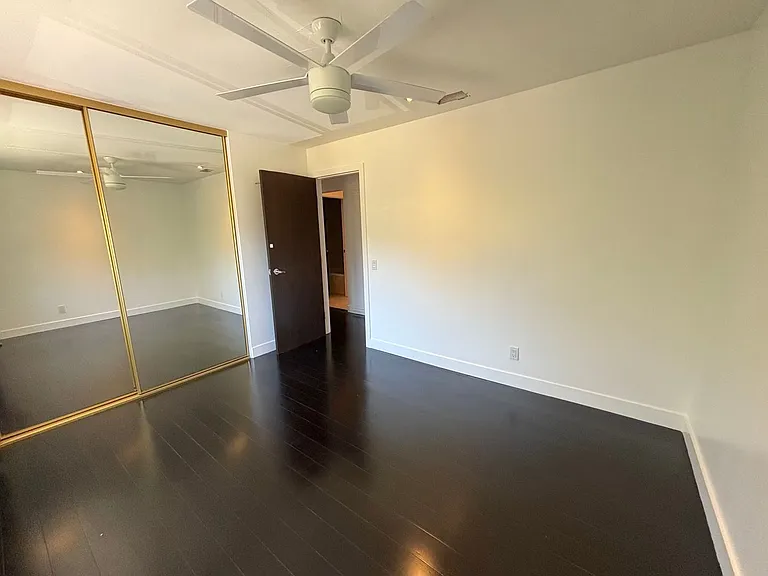 1819 Brea Blvd — Photo 12