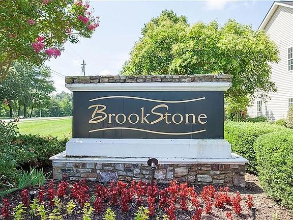 5th image of 1107 Highstone Dr
