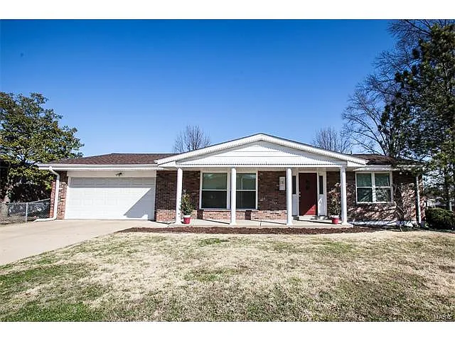 4601 Skyridge Dr photo 1
