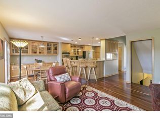 1102 Nightingale Blvd, Stillwater, MN 55082