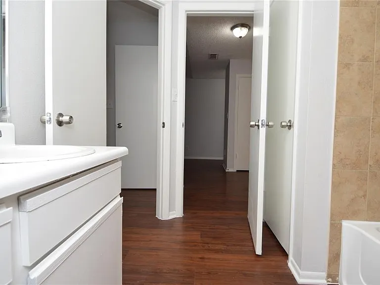 8630 Mallard Reserve Dr #205 — Photo 29