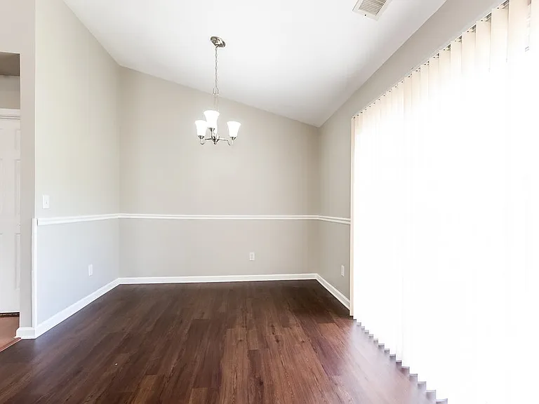 12805 Beddingfield Dr — Photo 7