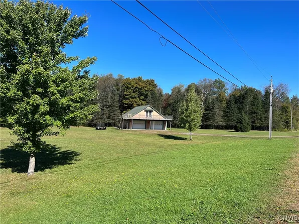765 County Route 50, Lacona, NY 13083