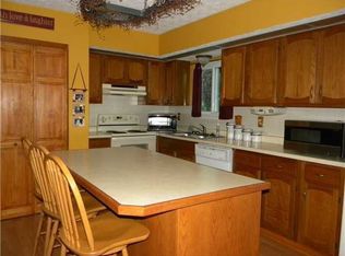 5644 Cloverleaf Ct, Grove City, OH 43123