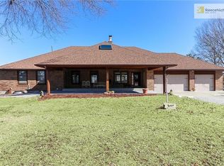 10305 Howard Rd, Lees Summit, MO 64086