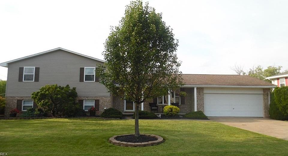 1st image of 105 Cornerstone Dr