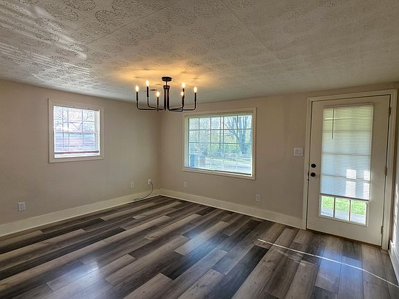 5th image of 231 Scott Dr