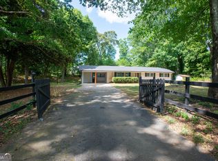 11745 Hutcheson Ferry Rd, Chattahoochee Hills, GA 30268