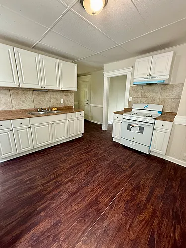 140 Orange St #3 Photo 1