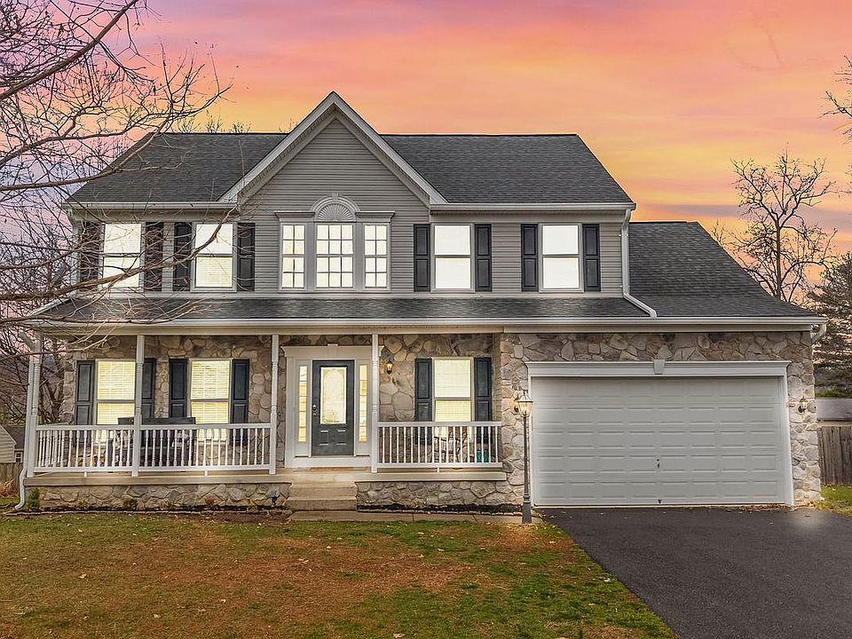 1st image of 811 Talisman Dr