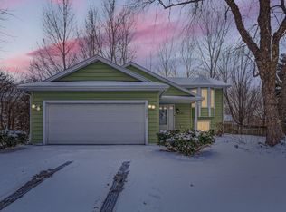 13735 Sunset Trl, Minneapolis, MN 55441