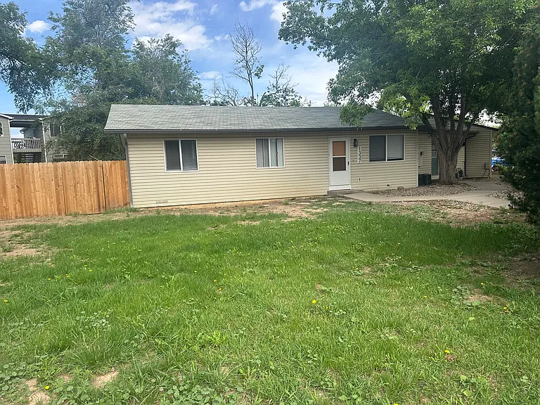 1335 Cherry St — Photo 3