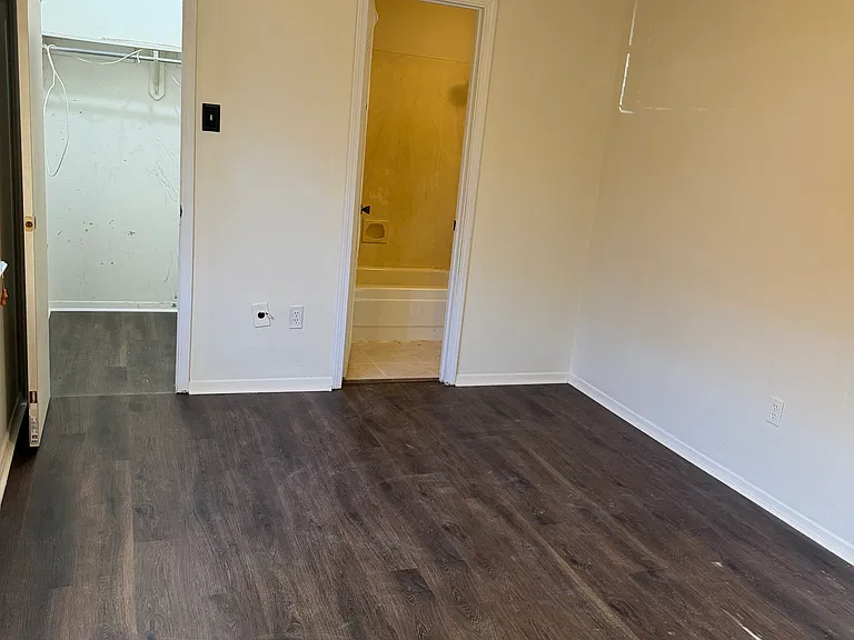 3323 King Bradford Dr — Photo 9