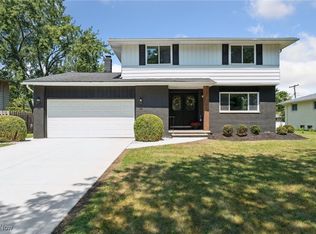 13764 Indian Creek Dr, Middleburg Heights, OH 44130