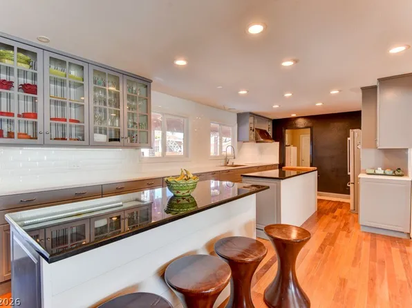 1818 Waldman Ave, Las Vegas, NV 89102