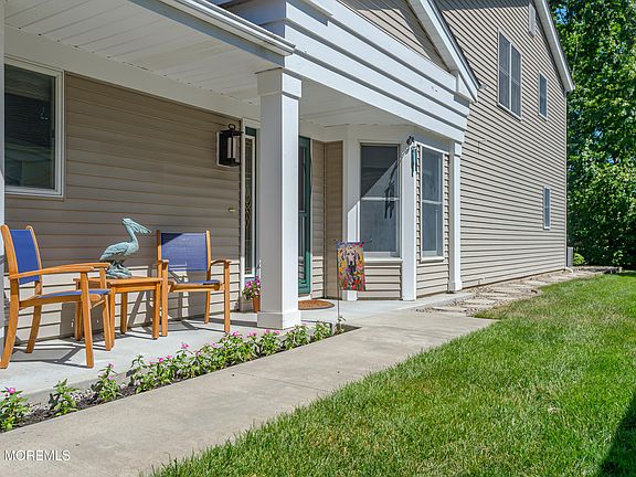 2nd image of 2328 Coral Leaf Road
