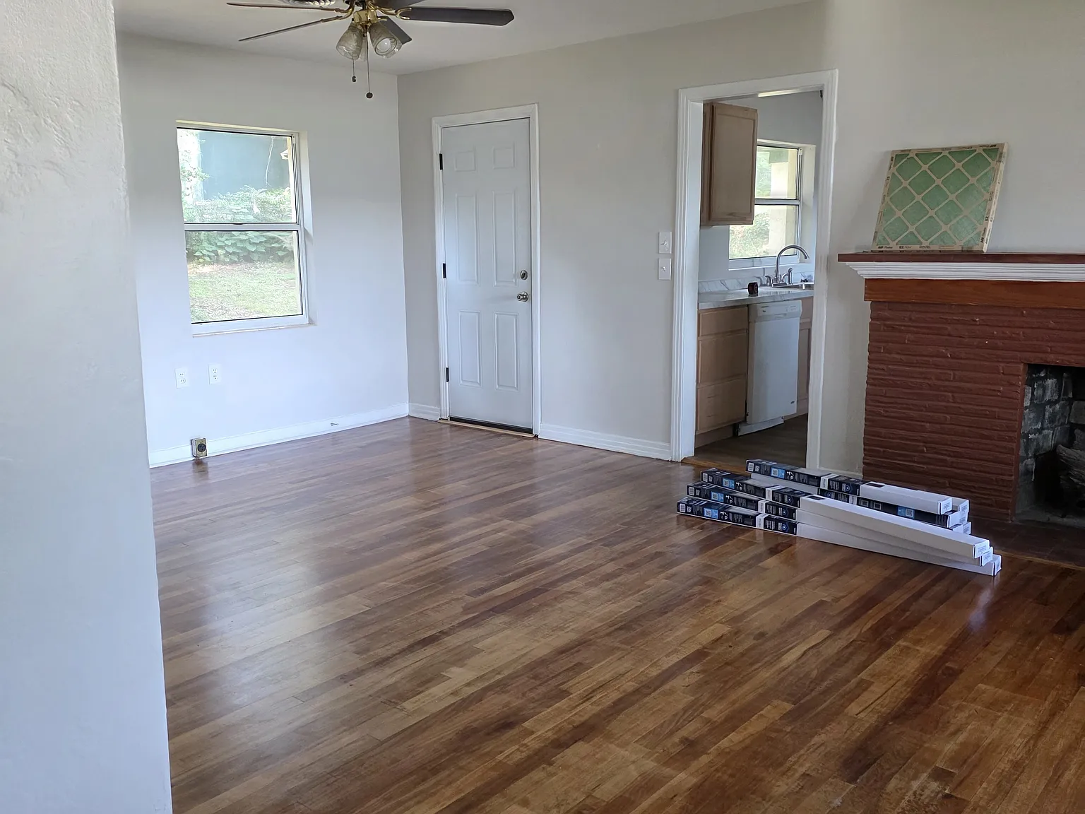 3 bed, 1340 sqft, $1,675 — Photo 3