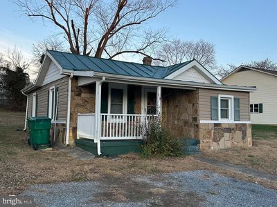 219 7th Ave, Luray, VA, 22835